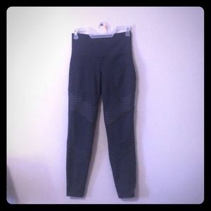 Old Navy Go Dry Active Street Style leggings